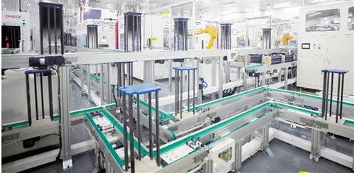 未来工厂什么样？走进横店东磁电池片六厂，感受智造“黑科技”